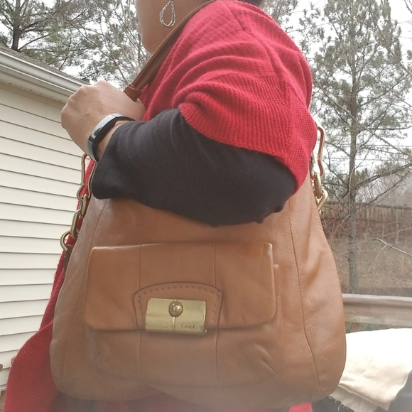 👜HP🥳Coach Kristin hobo bag - Picture 16 of 16